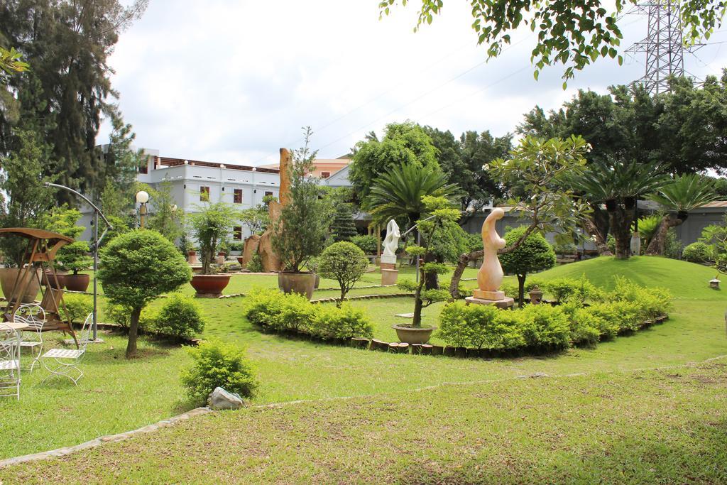 Saigon Park Resort Thuan An Exteriér fotografie